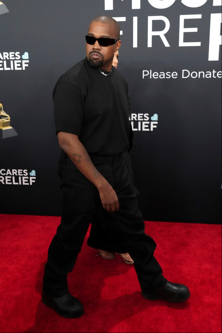 Recientemente, Kanye West hizo pública su iración por Hitler.