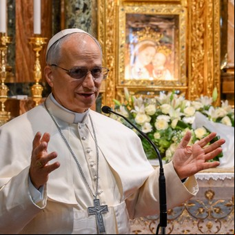 La historia del anillo del pescador, el símbolo papal que recibirá León XIV en la misa de entronización