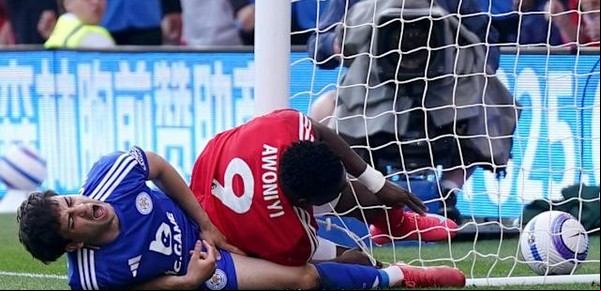 Preocupación en Inglaterra: un jugador del Nottingham está internado en coma inducido tras una lesión en un partido que pudo haber sido mortal