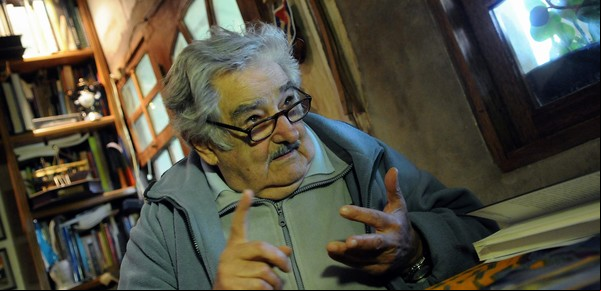 Murió José "Pepe" Mujica, expresidente de Uruguay: el impacto en los medios y los mensajes de líderes regionales