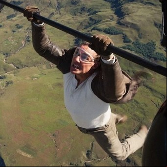 Cannes 2025: Tom Cruise vuela literalmente alto en la última Misión Imposible