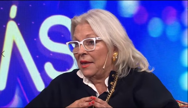 Elisa Carrió criticó el papel de Mauricio Macri en las elecciones porteñas.