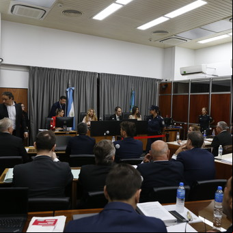 Juicio por la muerte de Maradona: investigan si la productora de un ex Puma está haciendo un documental sin permiso