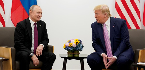 Donald Trump dijo que hablará el lunes con Vladimir Putin para poner fin al "baño de sangre" en Ucrania