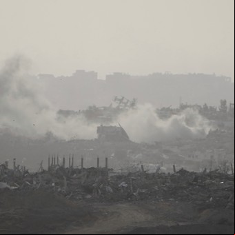 Israel lanzó "extensas" operaciones terrestres en Gaza: los bombardeos dejan al menos 103 muertos
