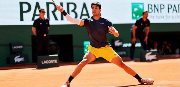 Roland Garros se aferra a la tradición: ¿hasta cuándo podrá sostener a los jueces de línea?