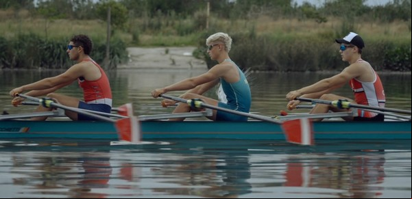 Los remeros de más de 80 años y el último carpintero de barcos llegan al cine nacional