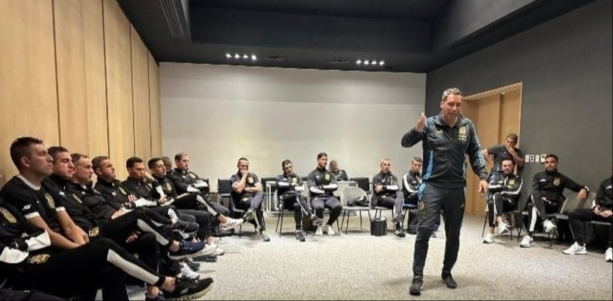 La crisis de los árbitros: el desembarco de Rapallini forzó un doble comando con Beligoy para bajar urgente el nivel de errores en un fútbol argentino al borde del ataque de nervios