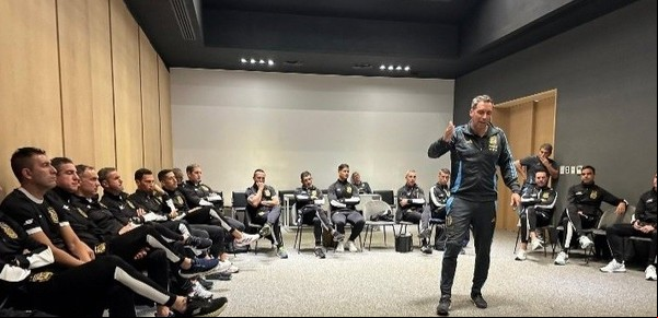 La crisis de los árbitros: el desembarco de Rapallini forzó un doble comando con Beligoy para bajar urgente el nivel de errores en un fútbol argentino al borde del ataque de nervios