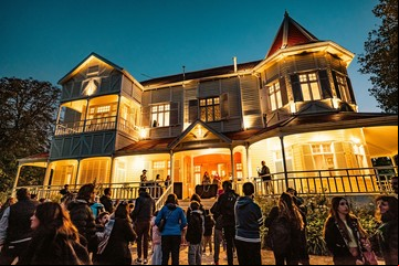 Mar del Plata: Villa Victoria de fiesta con DJ en vivo, café y una tarde para bailar 