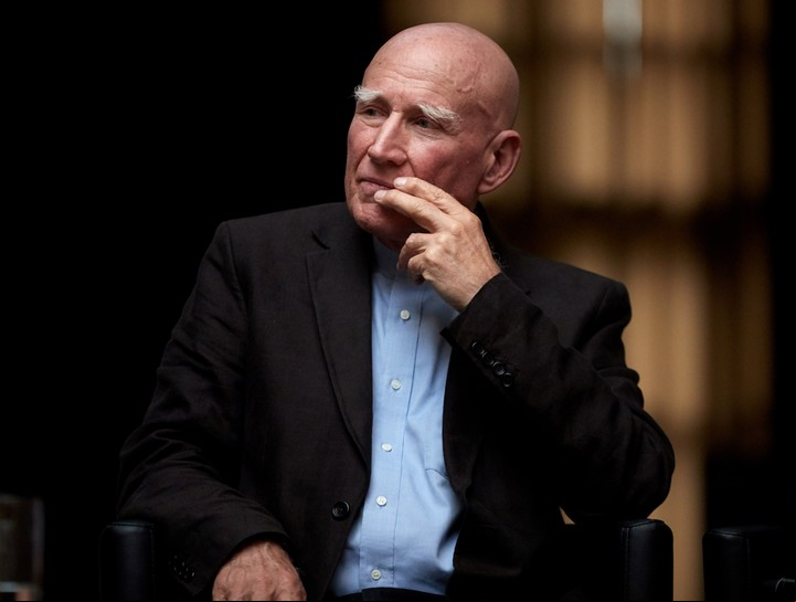 El fotógrafo Sebastiao Salgado asiste a un acto del Fondo Mundial para la Naturaleza (WWF) en el Museo de Historia Natural de Berlín, Alemania, el 12 de junio de 2018. EFE/EPA/HAYOUNG JEON