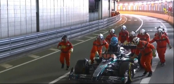 Mercedes tuvo un sábado maldito en el GP de Mónaco de Fórmula 1: palo de Antonelli en la Q1 y Russell quedó varado en el túnel en la Q2