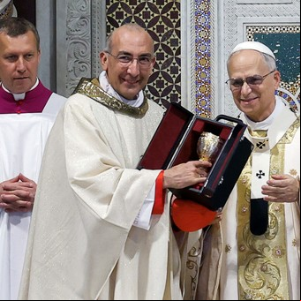 El papa León XIV tomó posesión de su cátedra de obispo de Roma en la basílica de San Juan de Letrán