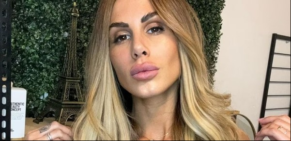 Escándalo en Paraguay: acusan por un robo de ropa a una modelo uruguaya que es pareja de un exfutbolista de Newell's, pero ella niega todo