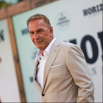 Kevin Costner, demandado por una doble de riesgo en una escena de violación